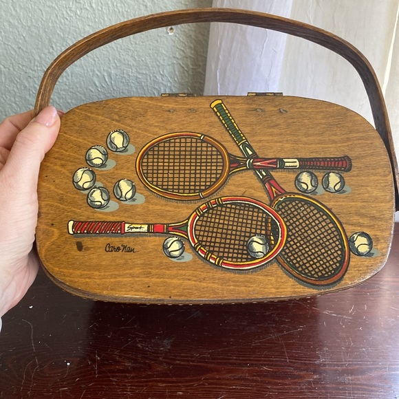 VTG Caro-Nan Wicker Basket Weave Box Purse Tennis Hand Painted Lid Handle Retro - Picture 3 of 14